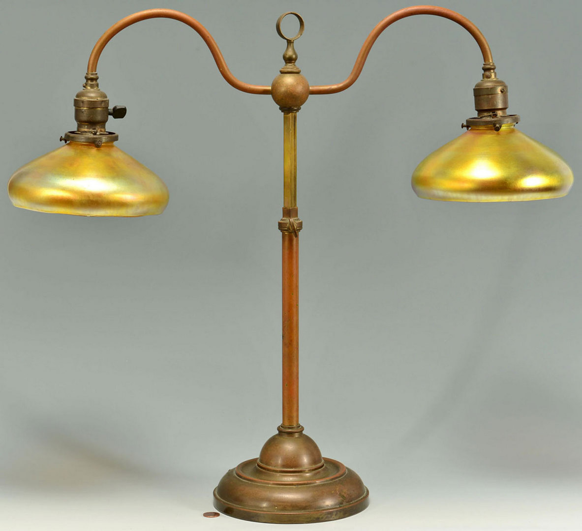 Lot 381: Lamp w/ Aurene Art Glass Shades, poss. Steuben