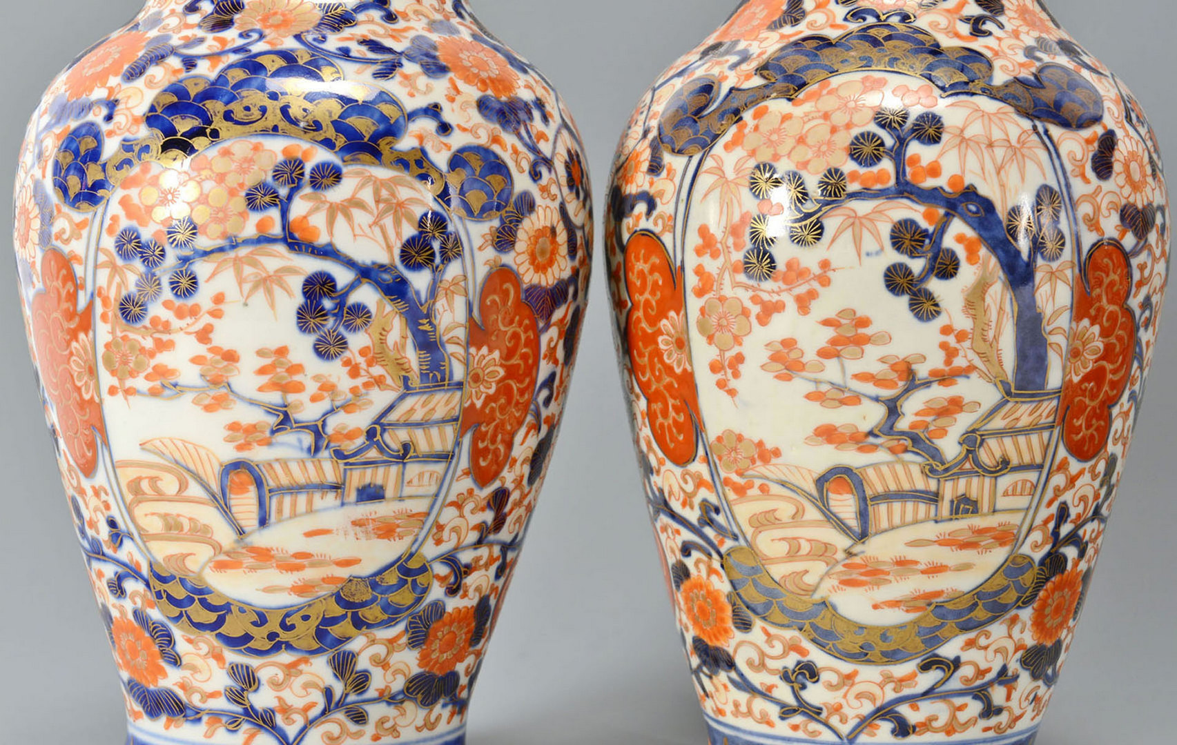 Lot 460: 2 Pairs of Japanese Imari Vases