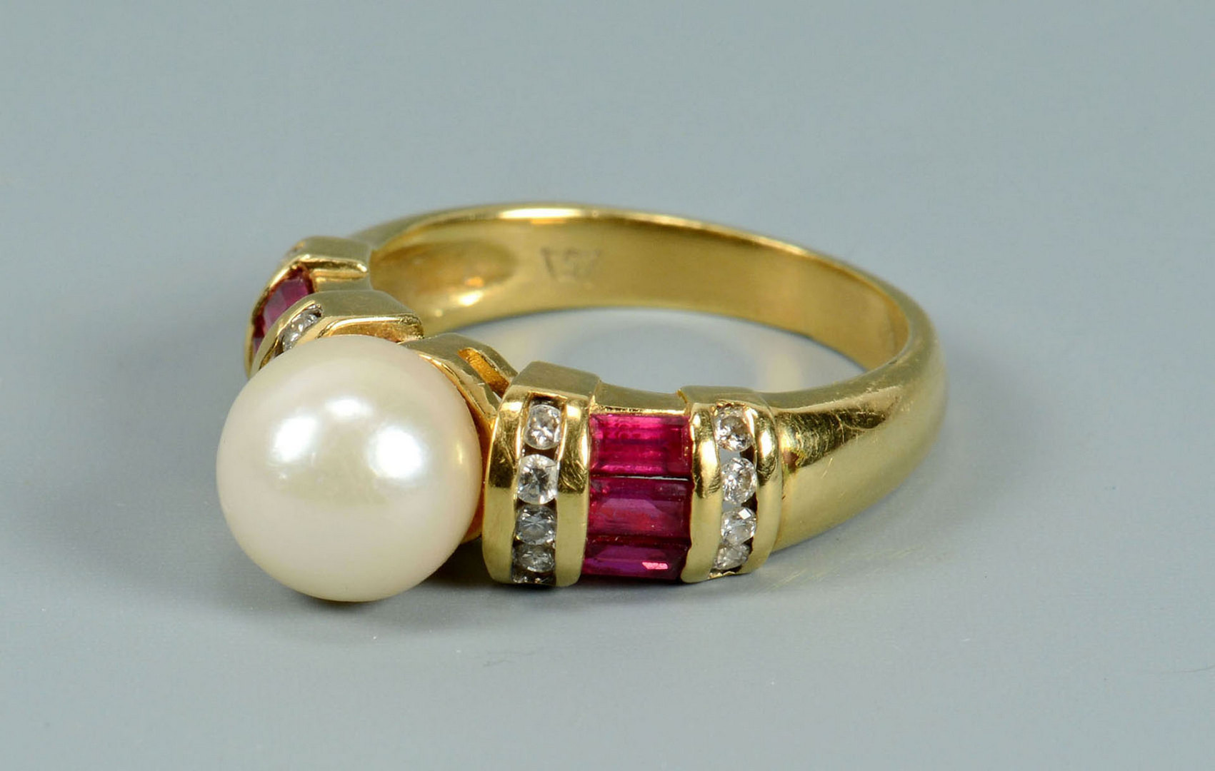 Lot 501: 18k Pearl, Diamond and Ruby Ring