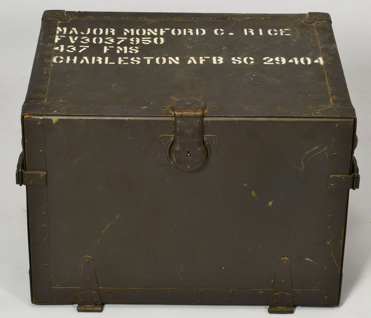 Sold at Auction: WWII US Army Foot Locker Reissued-Dated 1942