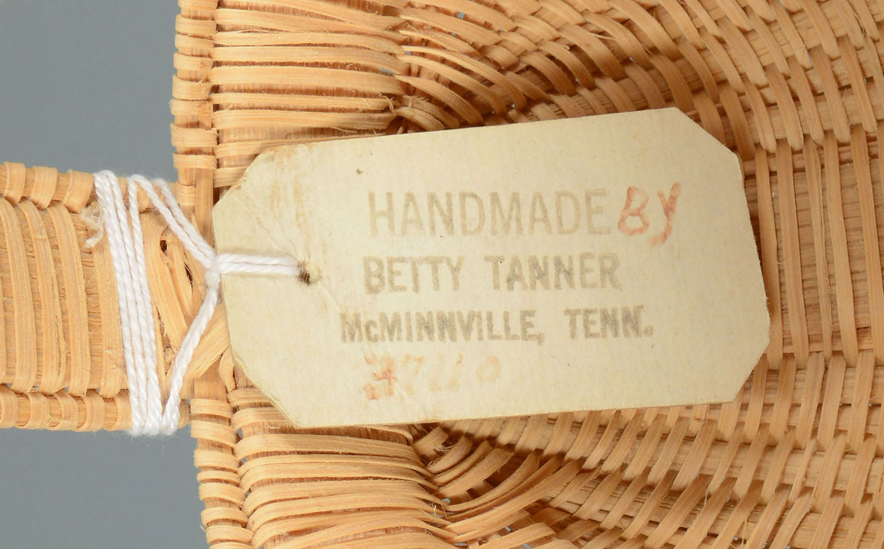 Lot 630: Contemporary TN Split Oak Basket, Betty Tanner