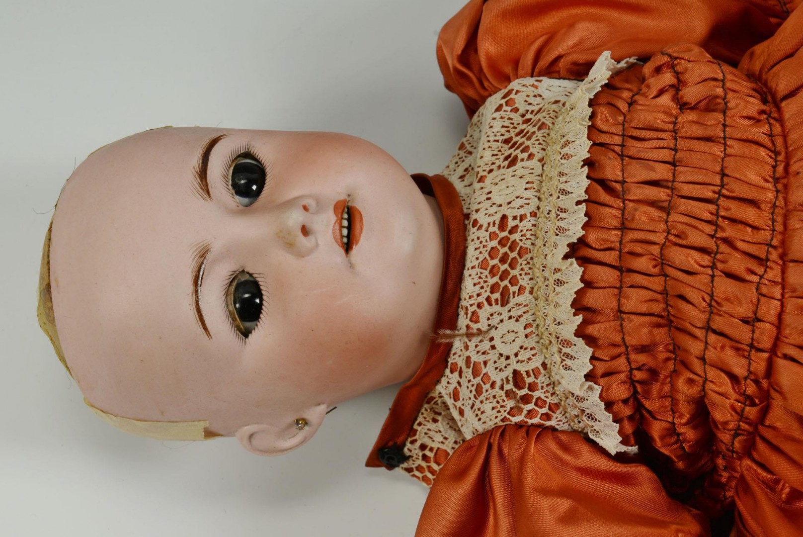 Lot 652: French S. F. B. J. #301 Bisque Head Doll