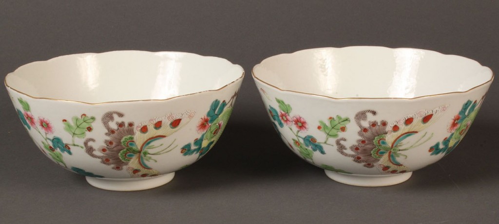 Lot 121: Pair of Chinese Famille Rose Bowls, Jiaqing mark