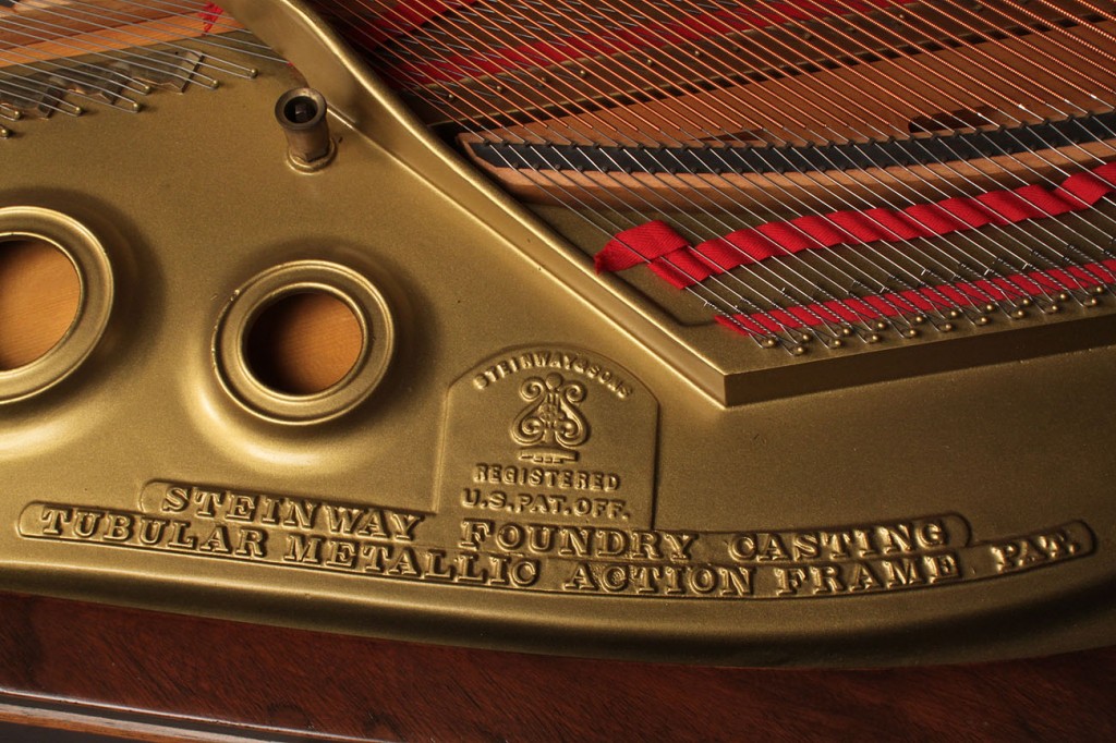 Lot 193: Steinway Duo Art Parlor Grand Piano, 1923