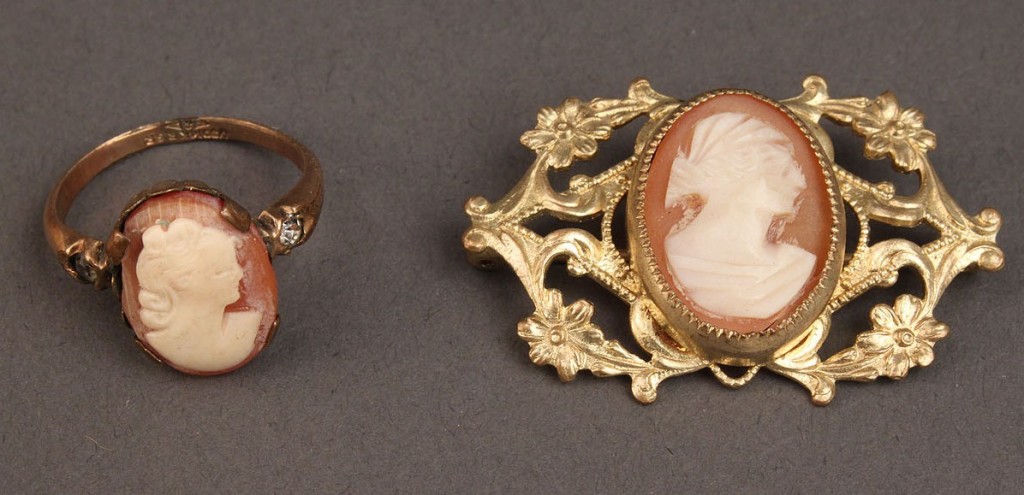Lot 493: Assorted Lot of Ladies Cameo Jewelry, 17 pieces