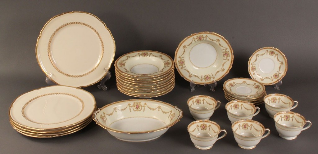 Lot 500: Lot of Assorted Porcelain Dinnerware, 111 pcs