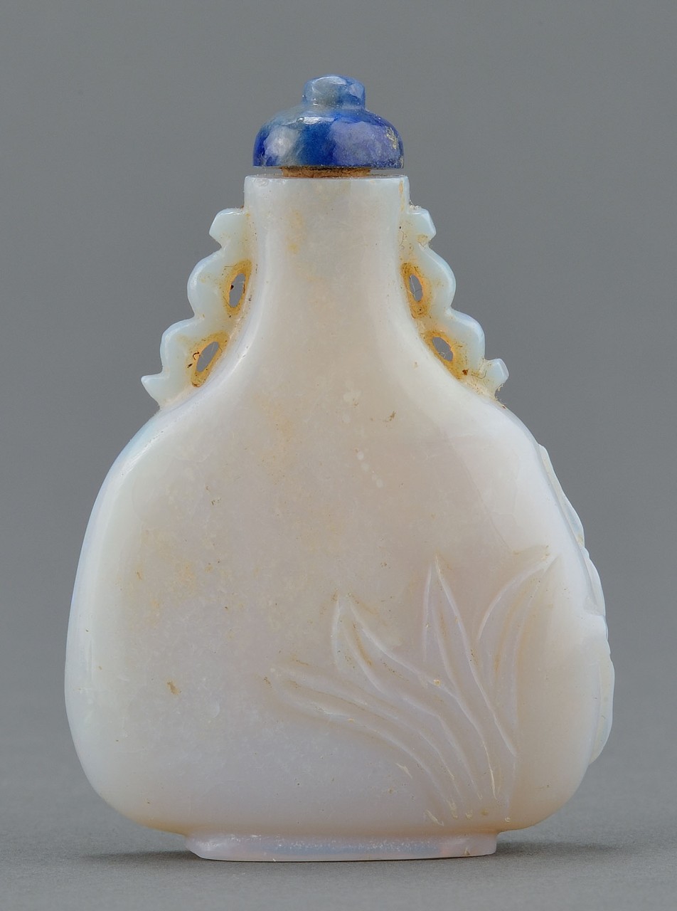 Lot 11: Chinese Carved Fish and Plant Opal Snuff Bottle