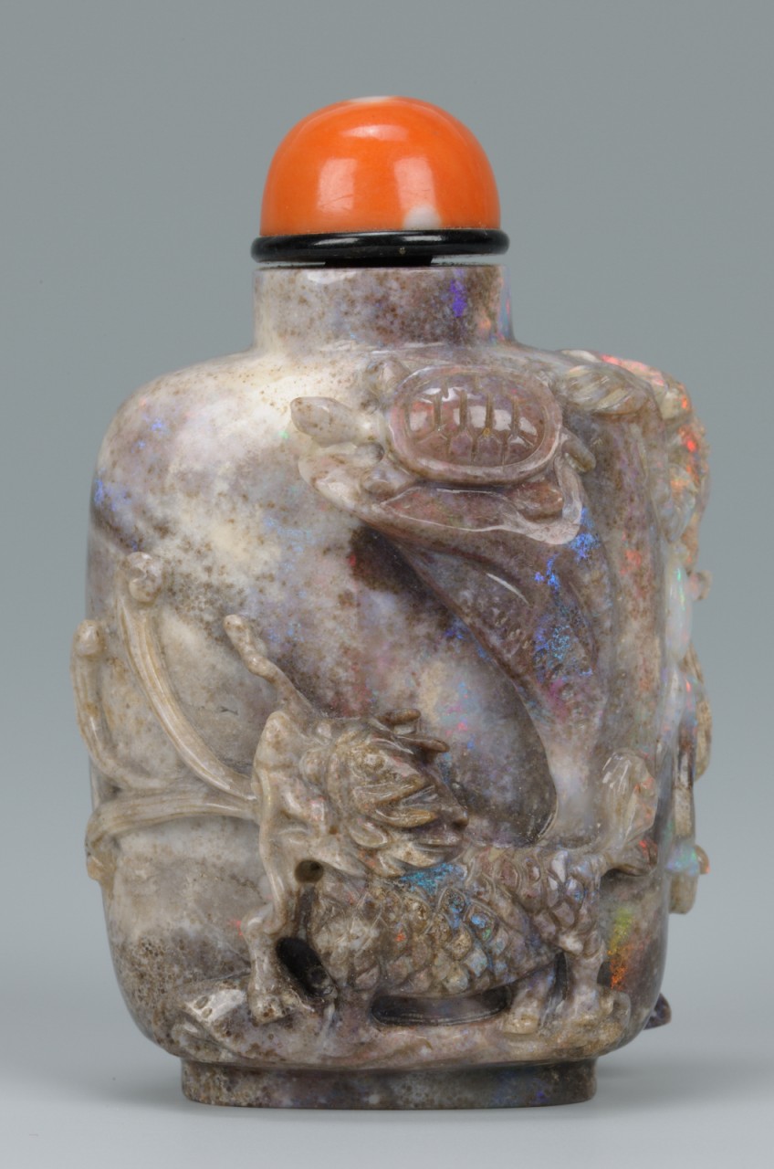 Lot 19: Chinese Opal Snuff Bottle, Animal & Tortoise