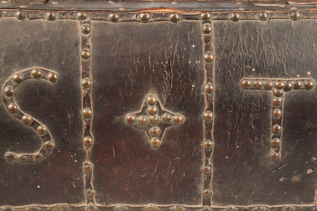 Lot 277: Small early trunk with tack decoration
