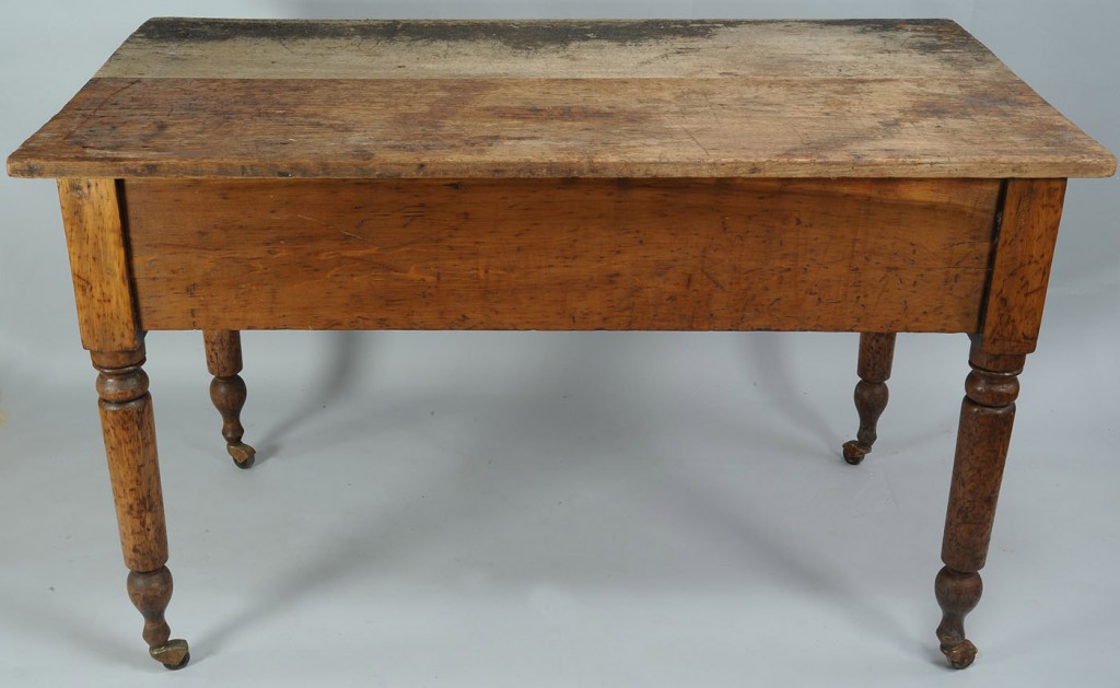 Lot 289: Large Tennessee Work Table