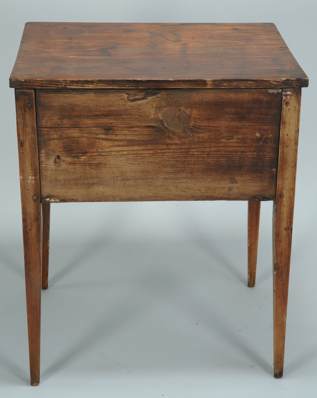 Lot 297: Southern Hepplewhite Yellow Pine table with slide