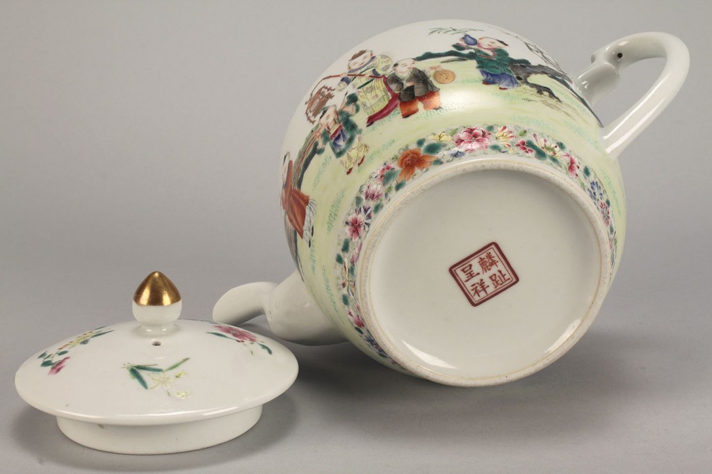 Lot 30: Chinese Famille Rose Teapot