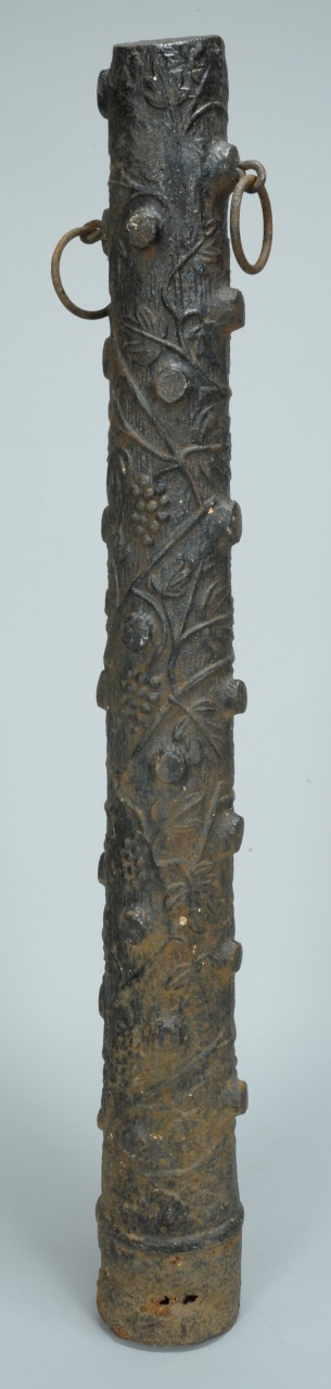 Lot 310: Tree form hitching post, cast iron