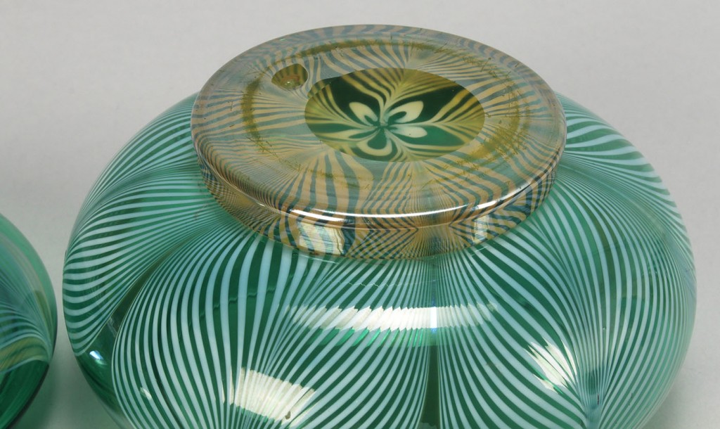 Lot 322: Durand Peacock Feather Vanity Box, Creamer, Plate