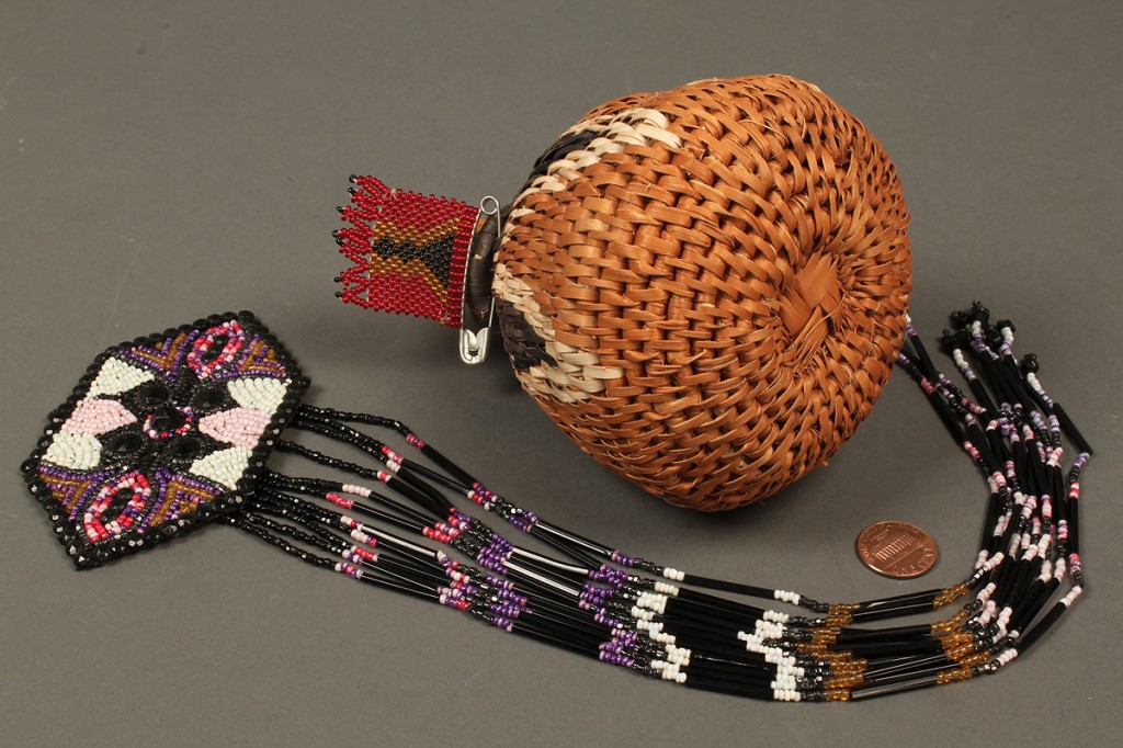 Lot 475: Lot of 6 Native American beaded whimsies c.1900