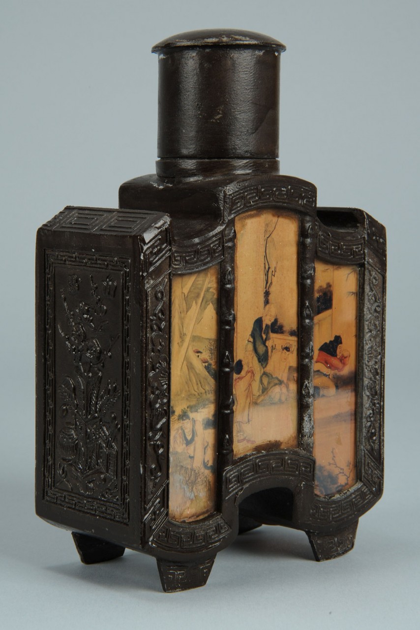 Lot 535: Chinese tea caddy, erotica themed