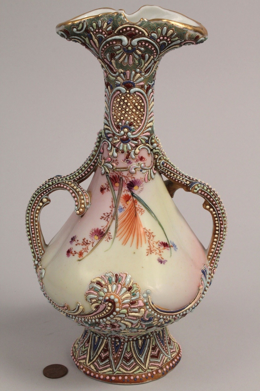 Lot 562: Nippon Moriage Double Handled Vase