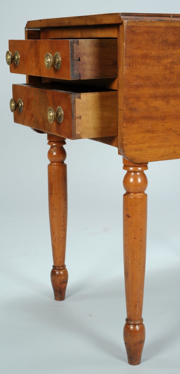 Lot 572: TN or KY Sheraton 2-drawer dropleaf work table