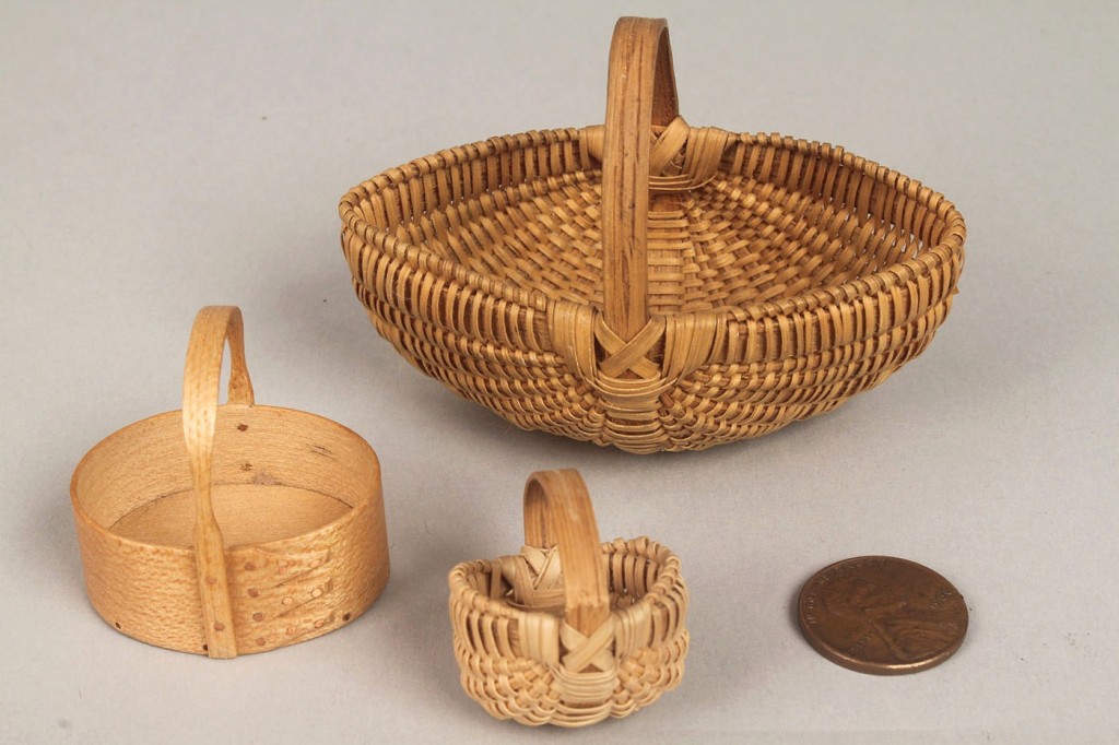 Lot 598: Set of 6 Miniature Baskets