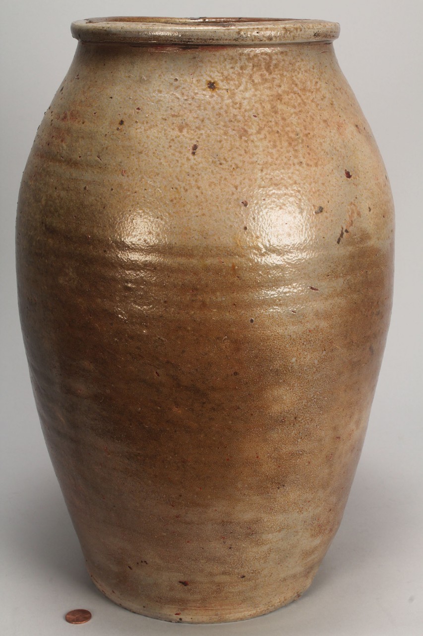 Lot 640: West Tennessee stoneware jar, attrib. Craven