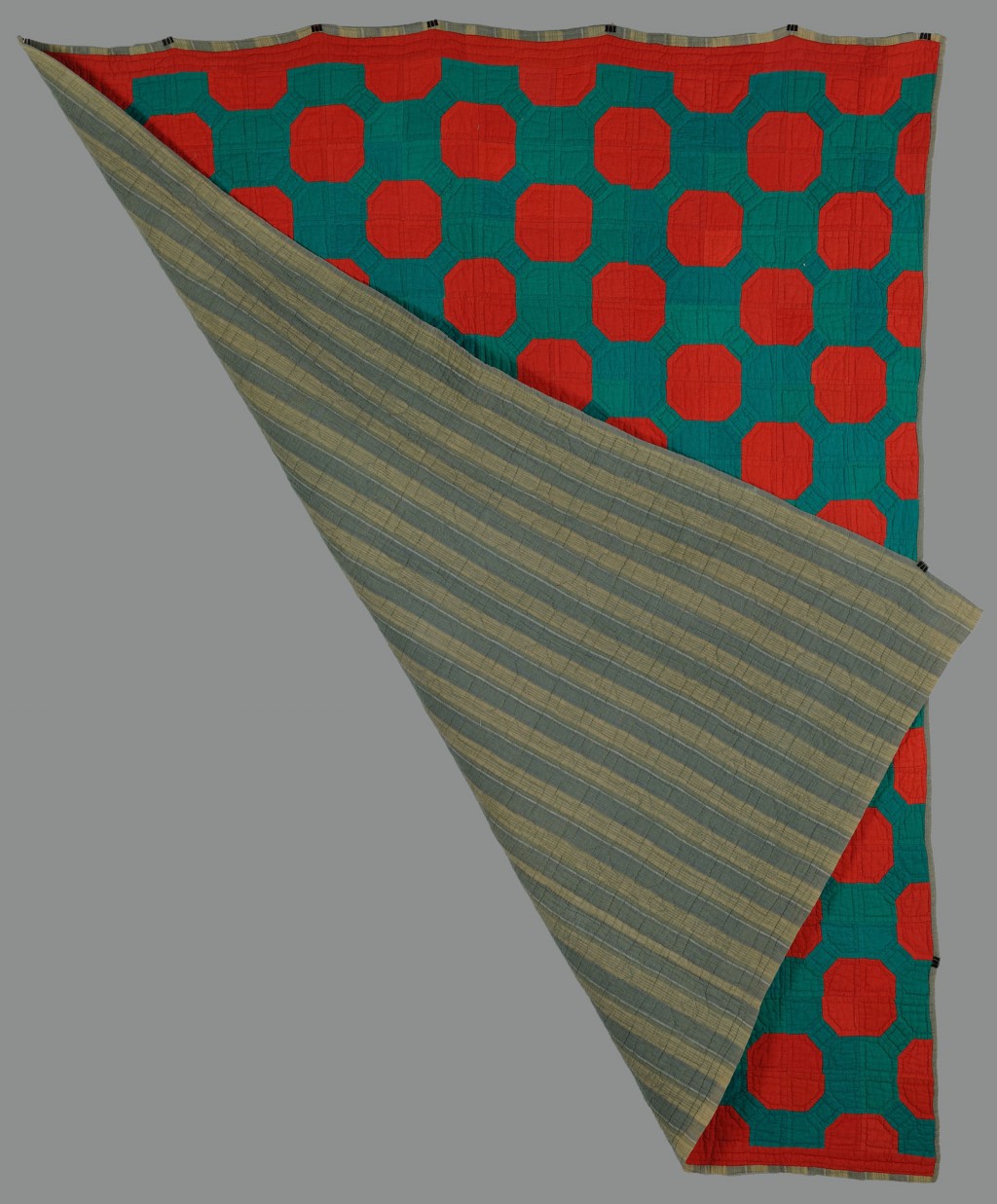 Lot 648: Pennsylvania red and green quilt