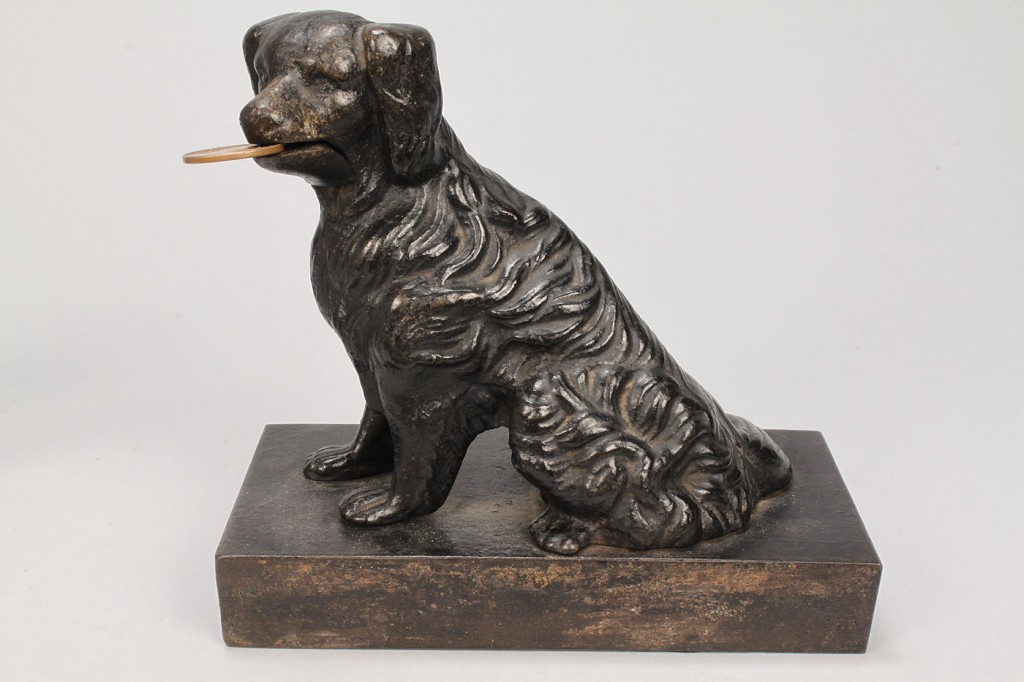 Lot 731: Grouping of assorted dog items