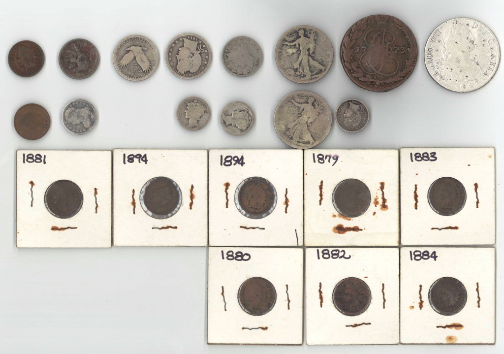 Lot 743: Assorted Grouping of US Coins & other, 22 total