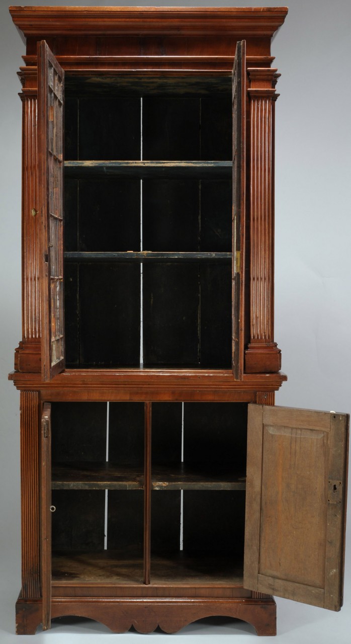 Lot 85: Early 19th C. Southern bookcase or press