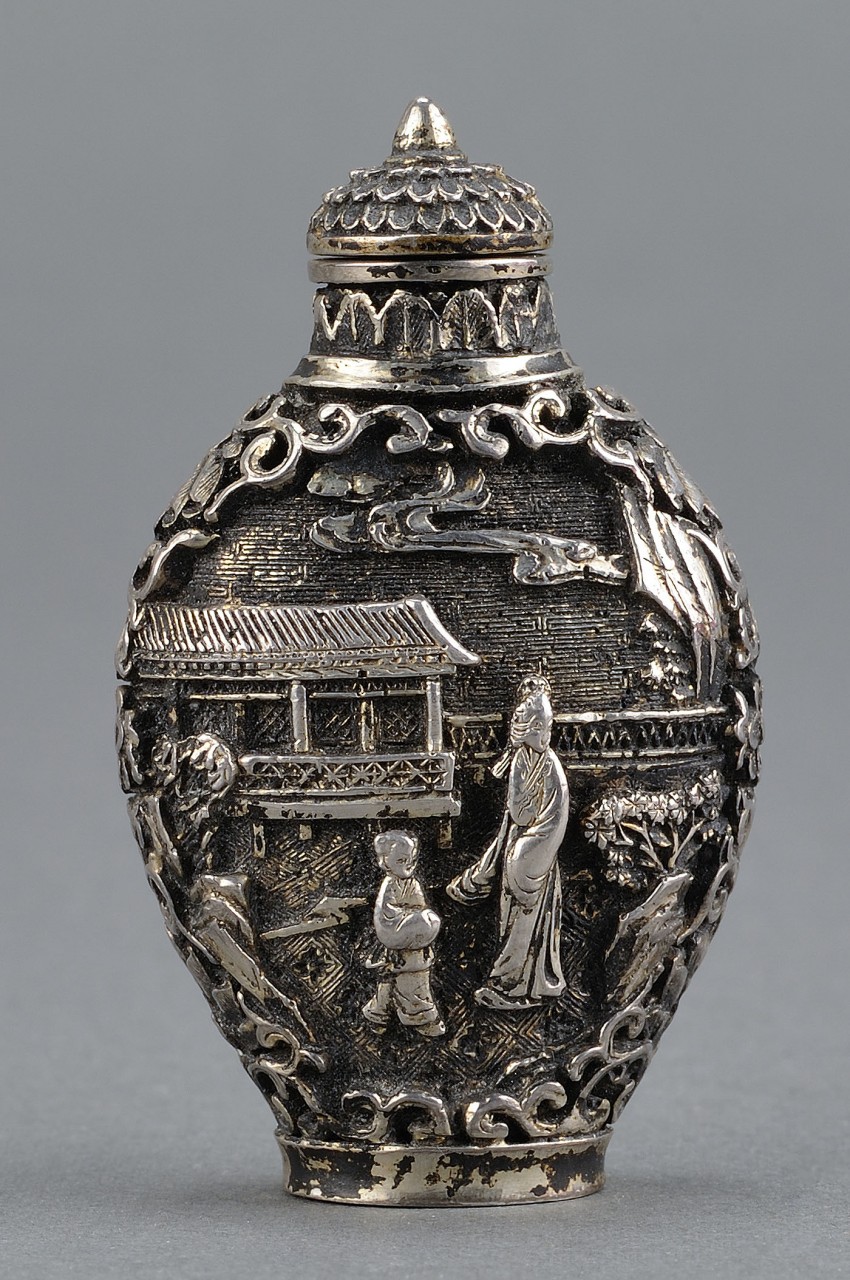 Lot 8: Chinese Silver Snuff Bottle