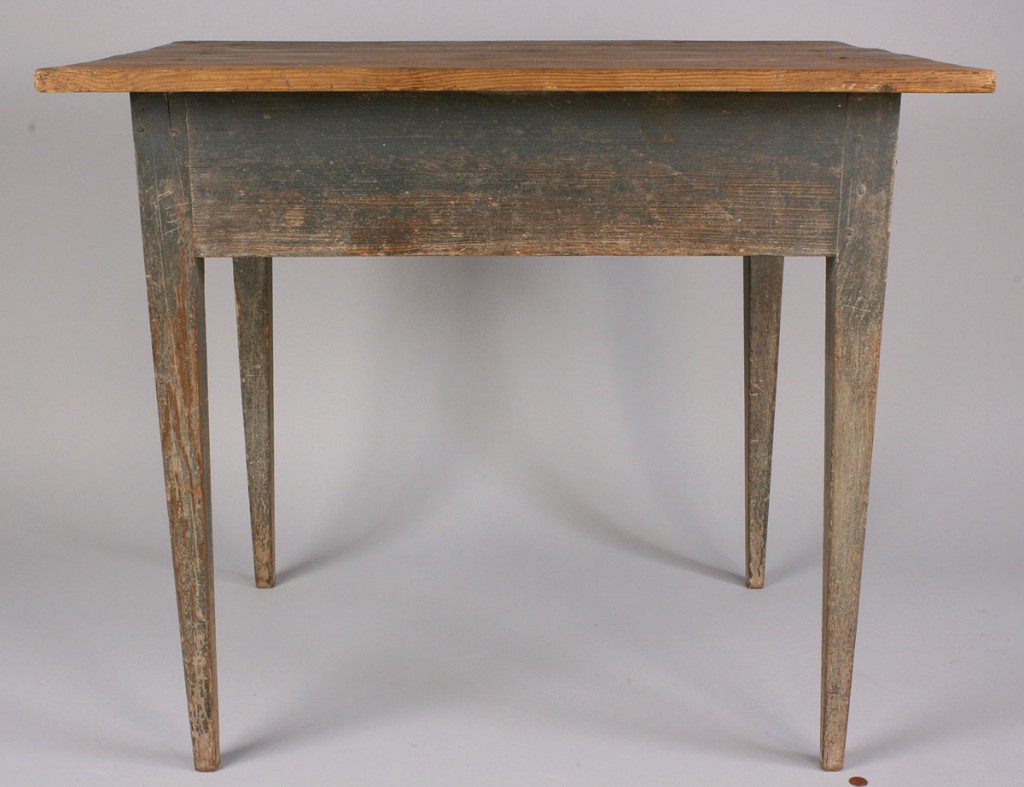 Lot 108: Southern Country Hepplewhite Table w/ Blue Paint