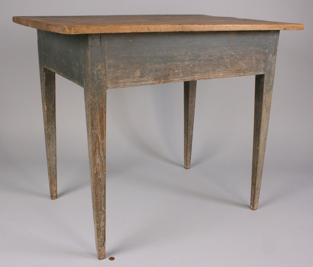 Lot 108: Southern Country Hepplewhite Table w/ Blue Paint