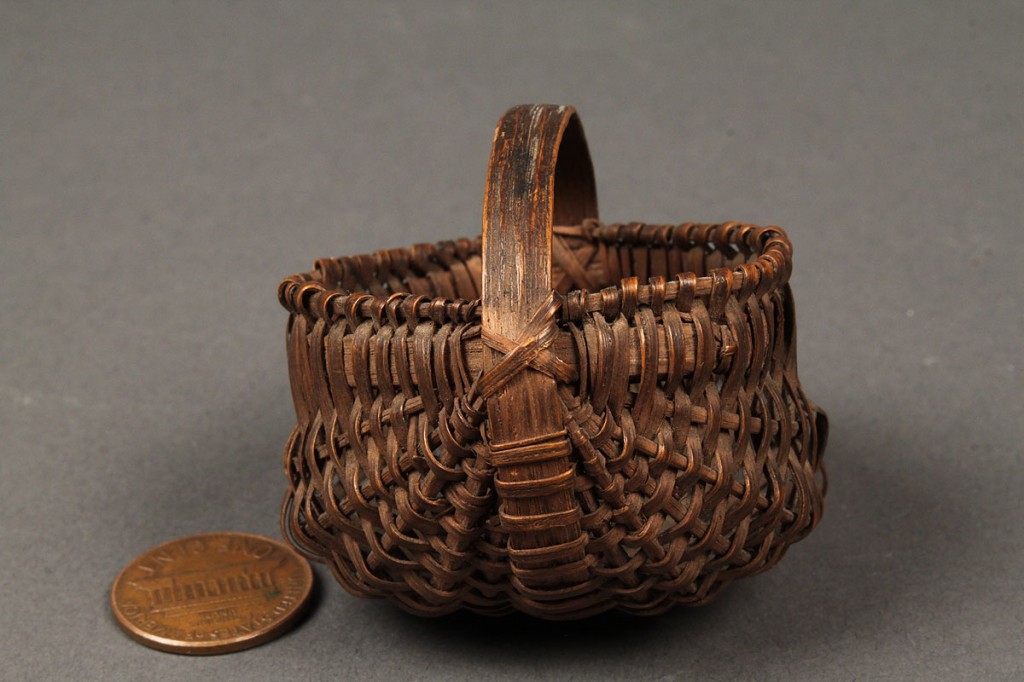 Lot 135: Exceptional miniature TN buttocks basket