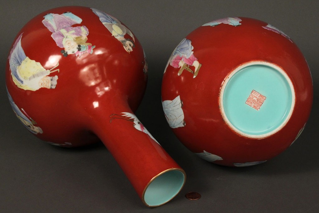 Lot 19: Pair Chinese Famille Rose Vases