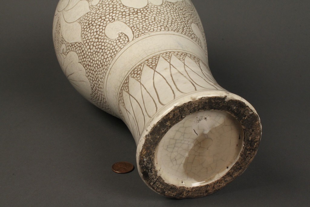 Lot 258: Chinese Tz'u-Chou ware vase