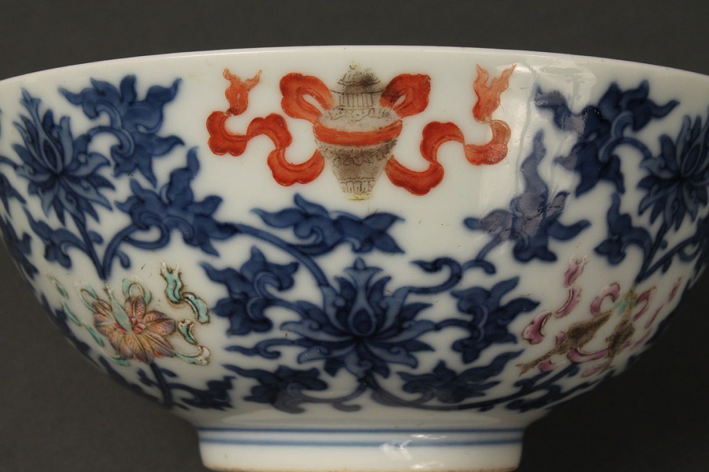 Lot 28: Pair of Bowls with Iron Red & Blue Lotus Flower