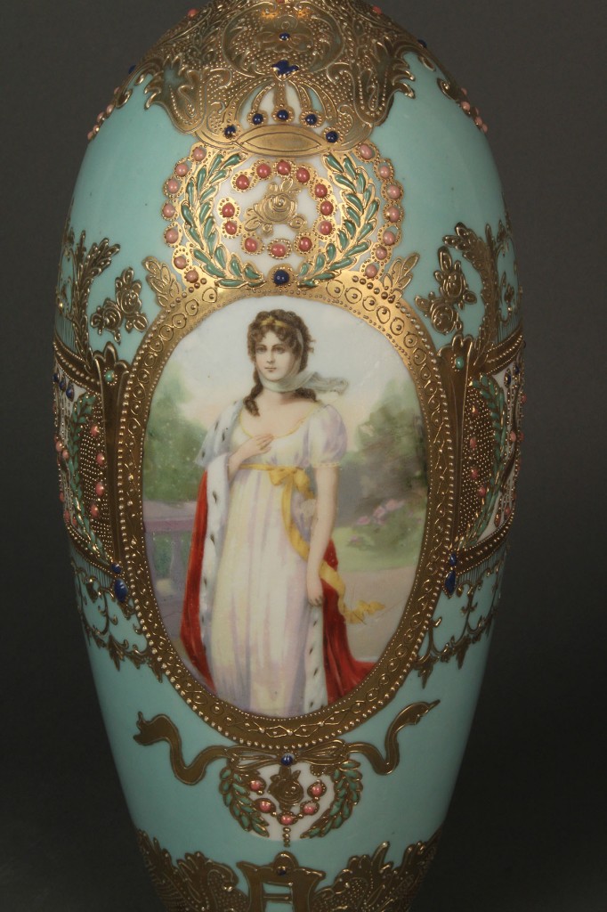 Lot 344: Nippon portrait vase, Queen Louise