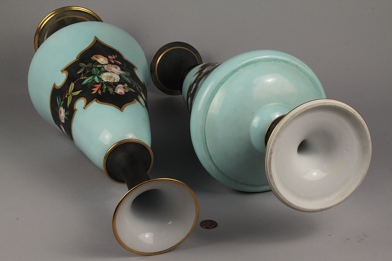 Lot 352: Pair English Blue Porcelain Mantle Vases