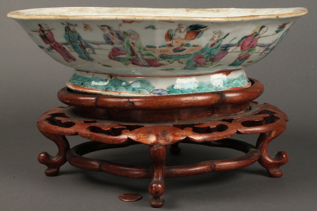 Lot 431: Chinese Export Porcelain Shaped Footed Bowl