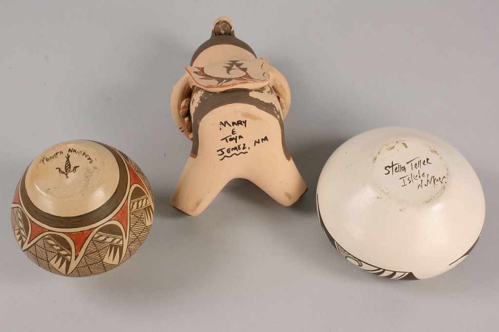 Lot 498: Collection of Southwest Indian items, 8 pcs.