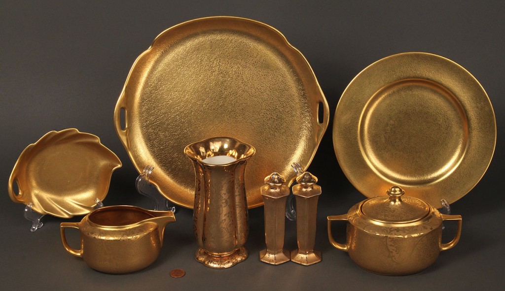 Lot 617: Grouping of Encrusted Gold Porcelain, 8 items