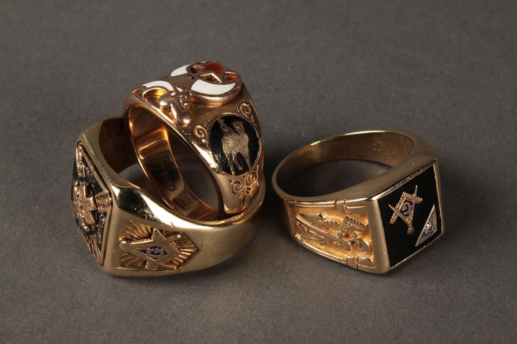Lot 623: Lot of three 10K  Shriner's & Mason's rings