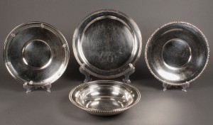 Lot 635: Lot of 4 Sterling Serving Pieces