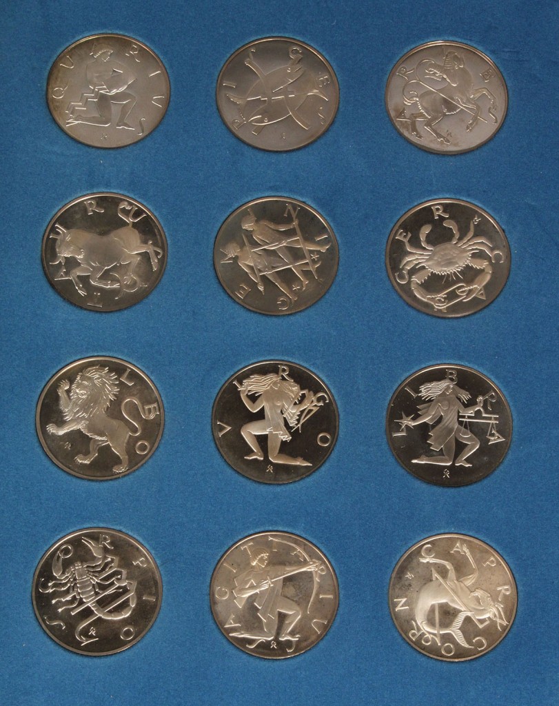 Lot 645: Grouping of Franklin Mint Medals & Coins
