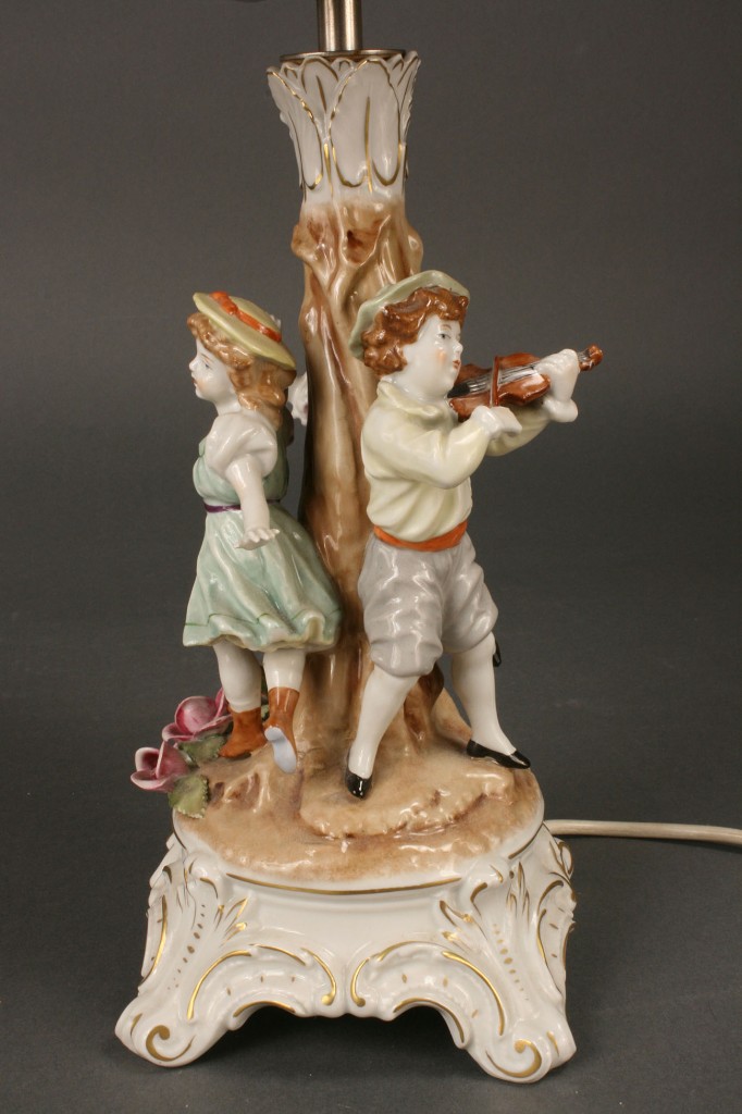 Lot 121: Porcelain Handpainted Lamp with Lithopane Shade