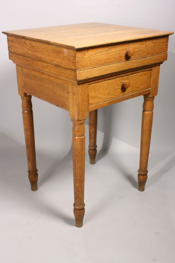 Lot 132: Tennessee Biscuit Table