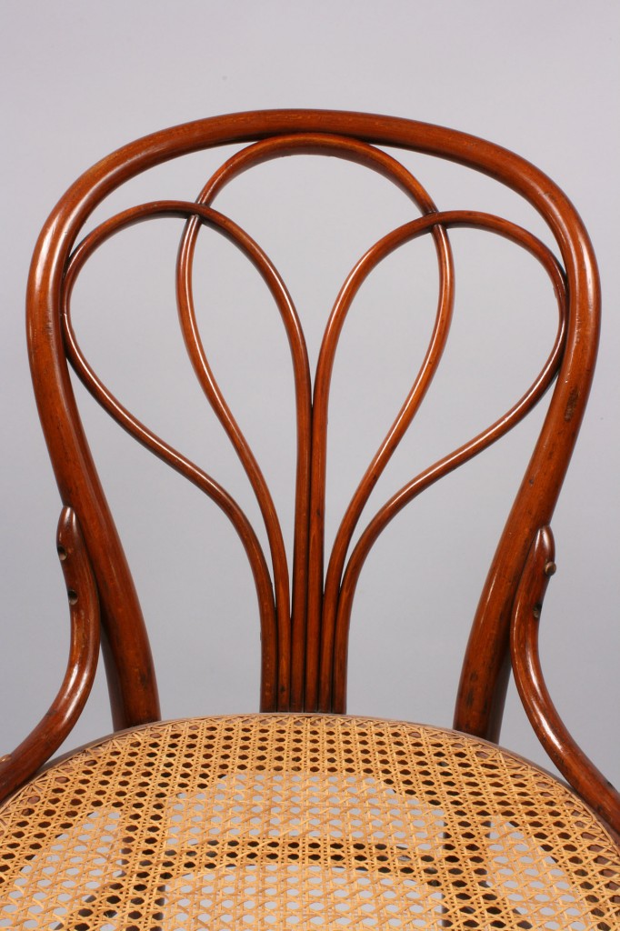 Lot 144: Thonet Classic Bentwood side chair, Model #31