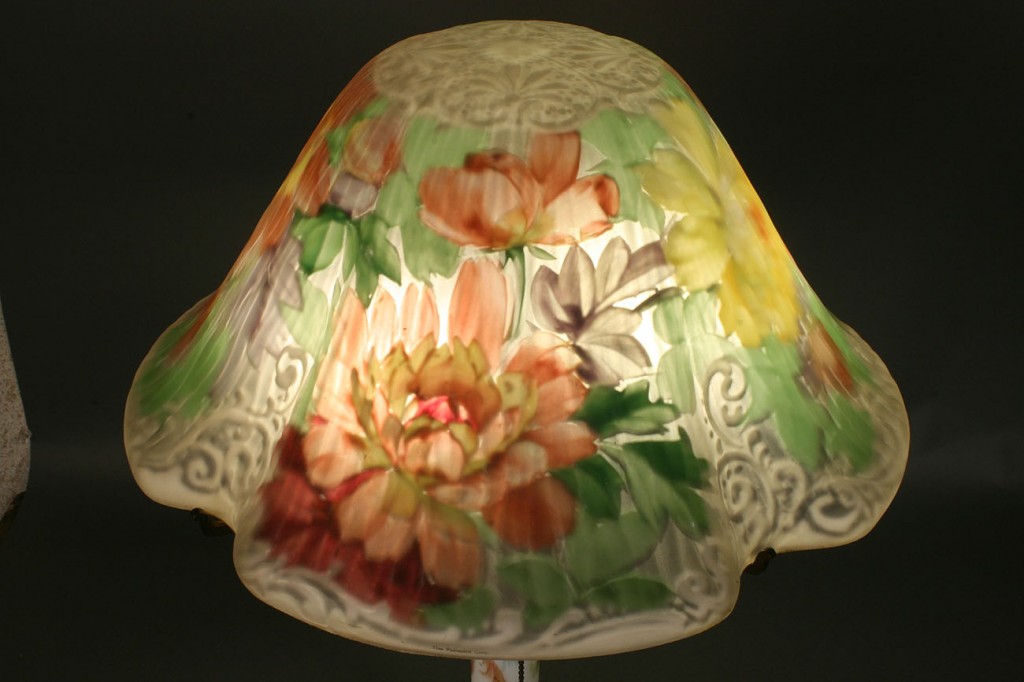 Lot 187: Pairpoint Puffy Lamp