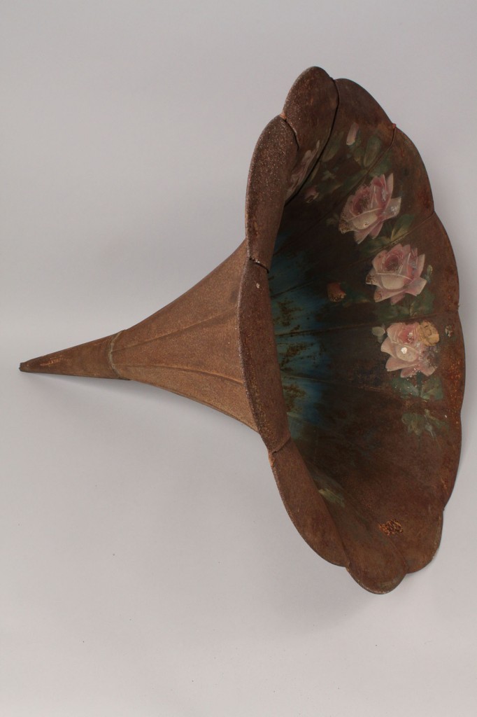 Lot 266: Edison Standard Phonograph with 43 Amberol records