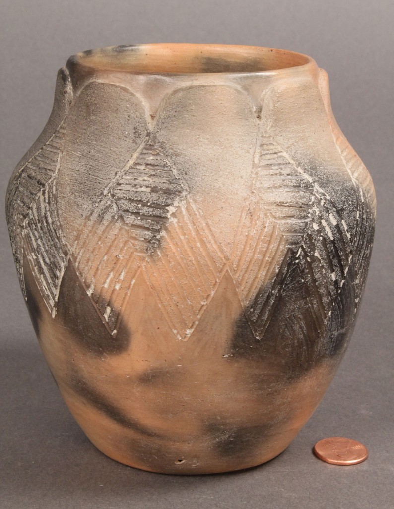 Lot 353: Cherokee Indian Pottery Jar, Maude Welch