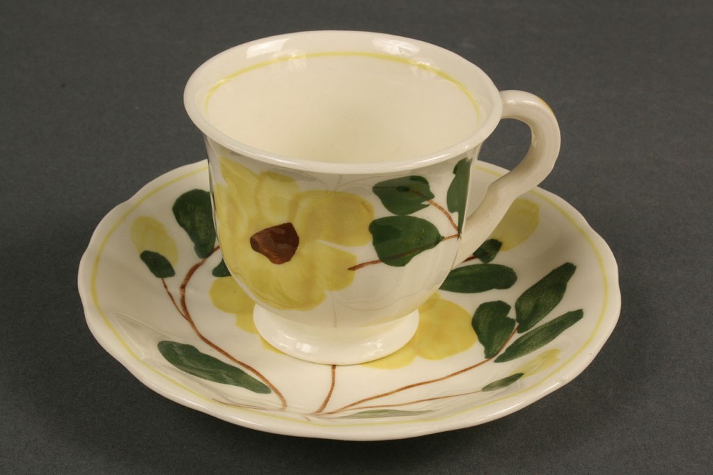 Lot 395: Blue Ridge child's tea set, "Yellow Nocturne", 15